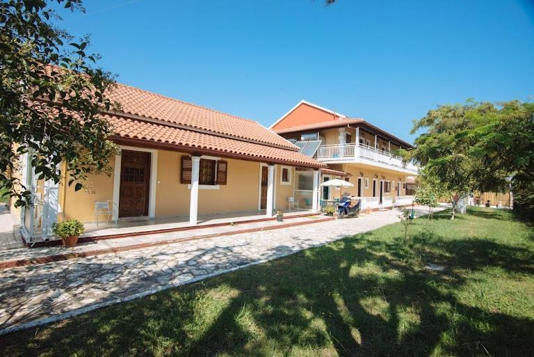 Serengeti Nap Comfy Rooms Sidari  Luaran gambar